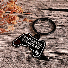 Load image into Gallery viewer, Christmas New Dad Keychain Pregnancy Babay Announcement Gift for New Dad To Be Husband First Time Dad Fathers Day Birthday Anniversary for Soon to Be Dad Step Dad Men Daddy from Wife Girlfriend