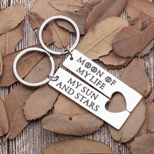 Load image into Gallery viewer, Couples Keychain Gifts For Boyfriend Girlfriend Birthday 1 Pair Game Of Thrones Lovers Sun And Moon Key Rings Husband Wife Anniversary Wedding Gifts For Him Her Women Khaleesi And Khal