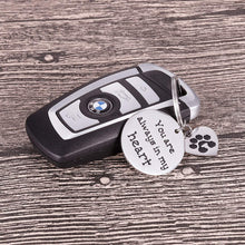 Load image into Gallery viewer, Pet Memorial Gifts Keychain for Pet Dogs Owner Dog Mom Dad Remembrance Memory Sympathy Gifts for Loss of Dog Pet Loss Gifts Keepsake for Dog Lover You are Always in My Heart Paw Print Keyring
