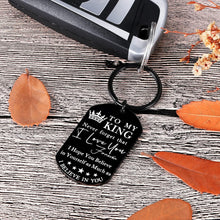 Load image into Gallery viewer, To My King Keychain Anniversary Valentine&#39;s Day Gifts for Boyfriend Husband To Be Key Chain I Love You Gifts for Him Men Hubby Birthday Fiance Groom Wedding Engagement Presents from Girlfriend Wife
