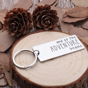 New Journey-Keychain-Retirement-Gift-College Care Package for Daughter The Adventure Begins New Job Life Next Chapter Divorce Gifts for Women Men Friends Coworkers Graduation for Him Her