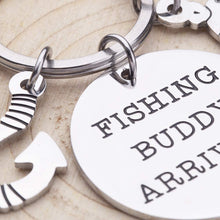Load image into Gallery viewer, Gifts For New-Dad-Grandpa-Keychain-Birth Pregnancy Announcement Gifts Keepsake Fishing Buddy Arriving Key chain 2020 New Daddy Grandpa Father To Be Gifts For Him Men Husband From Wife Gifts
