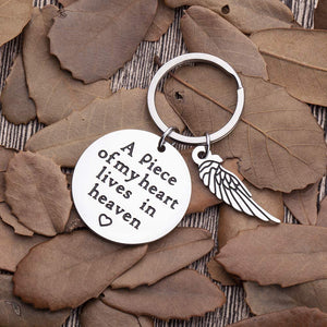Memorial Gifts Keychain Remembrance Gifts A Piece of My Heart Lives in Heaven Honor Gifts in Memory of Pet Baby Loss Mom Dad Grandpa Loss Memorial Gifts Sympathy Gifts
