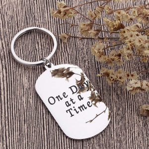 Encouragement Gifts Keychain for Men Women Serenity Prayer Dog Tag Sobriety Addiction Recovery AA Gifts Inspirational Gifts for Him Her Birthday Religious Jewelry Key Chain