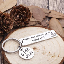 Load image into Gallery viewer, 18th Birthday Gifts Keychain For Son Daughter Teenage Girls Boys From Dad Mom Young Men Women Birthday Gifts Key Ring For boyfriend Girlfriend Him Her Best Friends Bff Teens Sisters
