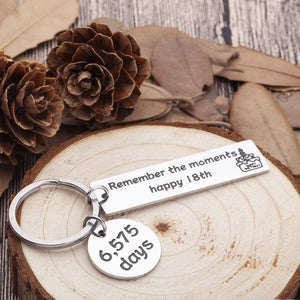 18th Birthday Gifts Keychain For Son Daughter Teenage Girls Boys From Dad Mom Young Men Women Birthday Gifts Key Ring For boyfriend Girlfriend Him Her Best Friends Bff Teens Sisters