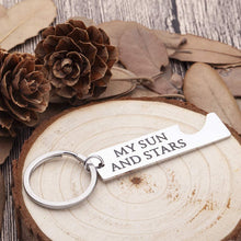 Load image into Gallery viewer, Couples Keychain Gifts For Boyfriend Girlfriend Birthday 1 Pair Game Of Thrones Lovers Sun And Moon Key Rings Husband Wife Anniversary Wedding Gifts For Him Her Women Khaleesi And Khal
