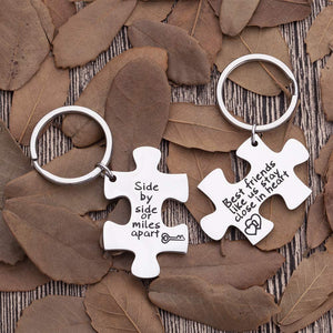 Best Friend Gifts for Women Girls Friendship Gifts Puzzle Pieces Side by Side Or Miles Apart Keychain Birthday Gifts for Best Friend BFF Women Men Teen Departing Gifts