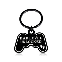 Load image into Gallery viewer, Christmas New Dad Keychain Pregnancy Babay Announcement Gift for New Dad To Be Husband First Time Dad Fathers Day Birthday Anniversary for Soon to Be Dad Step Dad Men Daddy from Wife Girlfriend
