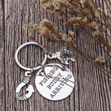 Load image into Gallery viewer, Gifts For New-Dad-Grandpa-Keychain-Birth Pregnancy Announcement Gifts Keepsake Fishing Buddy Arriving Key chain 2020 New Daddy Grandpa Father To Be Gifts For Him Men Husband From Wife Gifts
