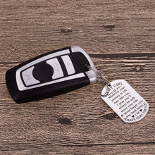 Load image into Gallery viewer, to My Daughter Keychain Valentine Gifts for Daughter Birthday from Mom Dad Grandma Inspirational Graduation Sweet 16 Gifts for Her from Teen Adult Women Teenage Girls Wedding Presents
