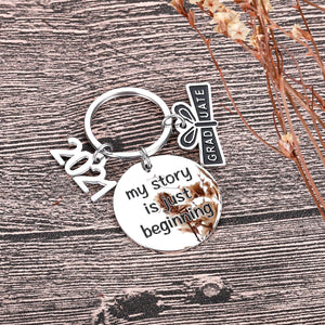 2021 Graduation Keychain Gifts For Him Her Graduation Masters Nurses Students from College Medical High School Inspirational Gifts for Women Men Girls Daughter Son Graduates from Dad Mom